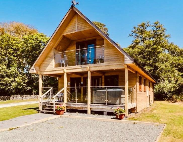 Artro Lodge Luxury 3 Bedroom, 3 Bathroom & Hot Tub Llanbedr  Buitenkant foto